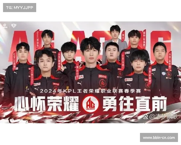 帽子戏法球星身披队旗绕场致谢感动全场观众落泪时刻的震撼瞬间展