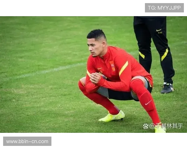 替补登场仅五分钟赛后采访遭冷落球员处境引发热议 替补登场仅五分钟赛后采访遭冷落球员处境引发热议