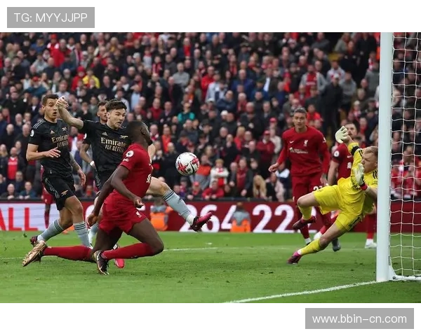 英超领衔首发全场节奏掌控精准展现团队默契与战术执行力