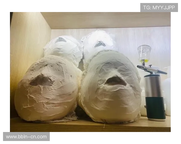 宙斯式打鸡蛋技艺揭秘完美分离蛋清全程外流奇观的科学与娱乐瞬间 宙斯式打鸡蛋技艺揭秘完美分离蛋清全程外流奇观的科学与娱乐瞬间